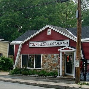 Town Pizza Restaurant